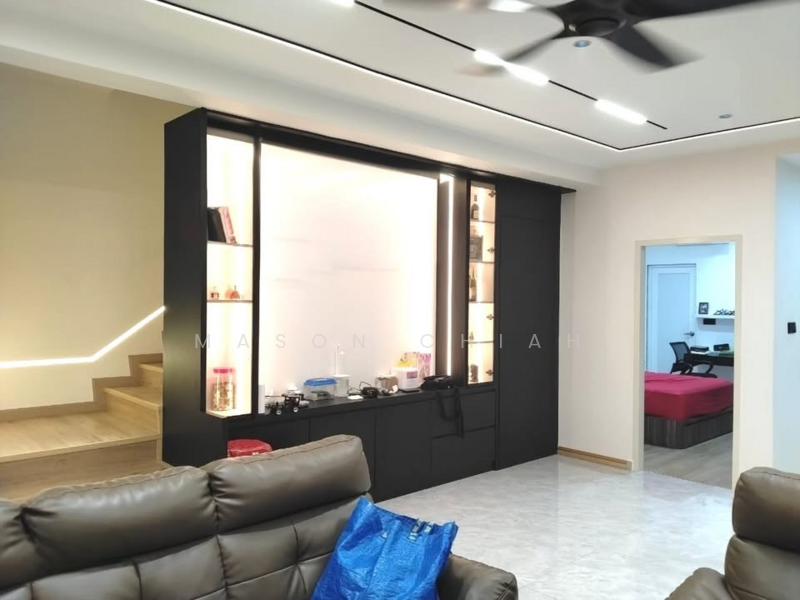 2-storey Terraced House for Sale in Setia Utama (Setia Alam) - Mason Chiah - Living Room - PropertyGuru.com.my