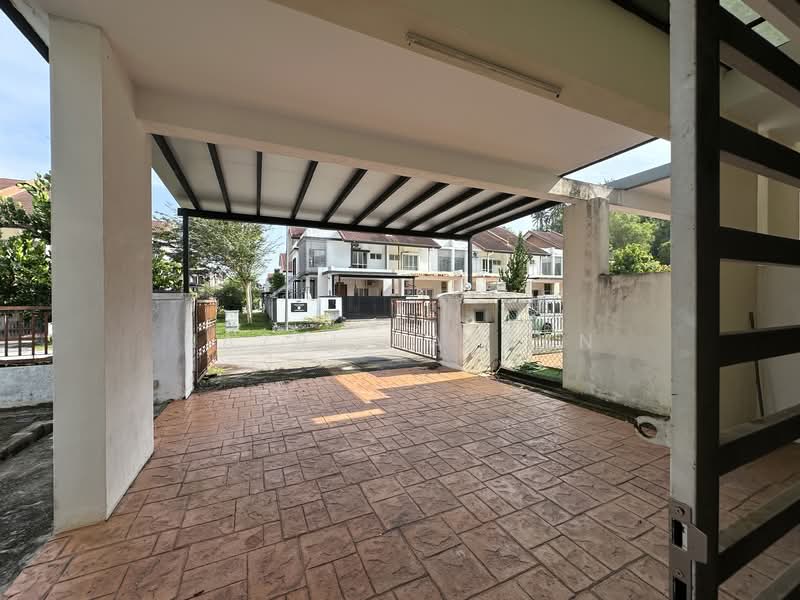 Rumah Teres 2 Tingkat untuk Dijual di Puncak Bestari (Puncak Alam) - Nazri Hassan - PropertyGuru.com.my