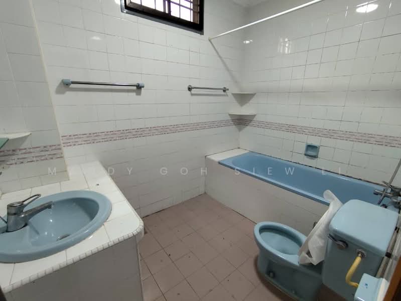 Taman Anak Bukit untuk Untuk Disewa - RM 4,000 /bulan, Mac 2026 - Bathroom - PropertyGuru.com.my