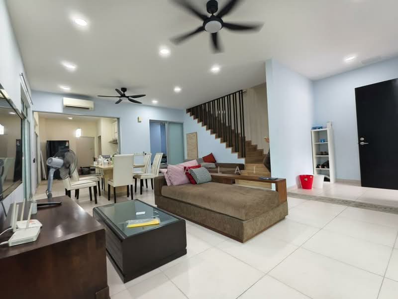 Cluster House for Rent in Taman Nusa Bestari (Iskandar Puteri (Nusajaya)) - Thea Lai - Living Room - PropertyGuru.com.my