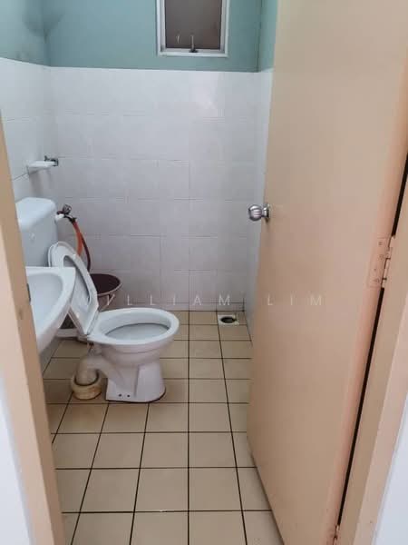 Apartment for Sale at Desa Tanjung - William Lim - Bathroom - PropertyGuru.com.my