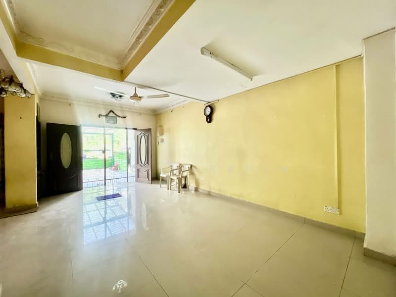 Taman Hijau untuk Untuk Dijual - RM 500,000, Mac 2026 - Living Room - PropertyGuru.com.my