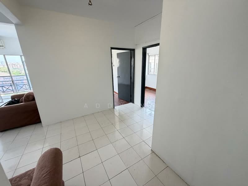 Jasmine Court untuk Untuk Dijual - RM 235,000, Mac 2026 - Living Room - PropertyGuru.com.my
