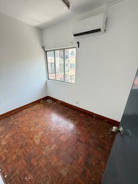 Jasmine Court untuk Untuk Dijual - RM 235,000, Mac 2026 - Bedroom - PropertyGuru.com.my