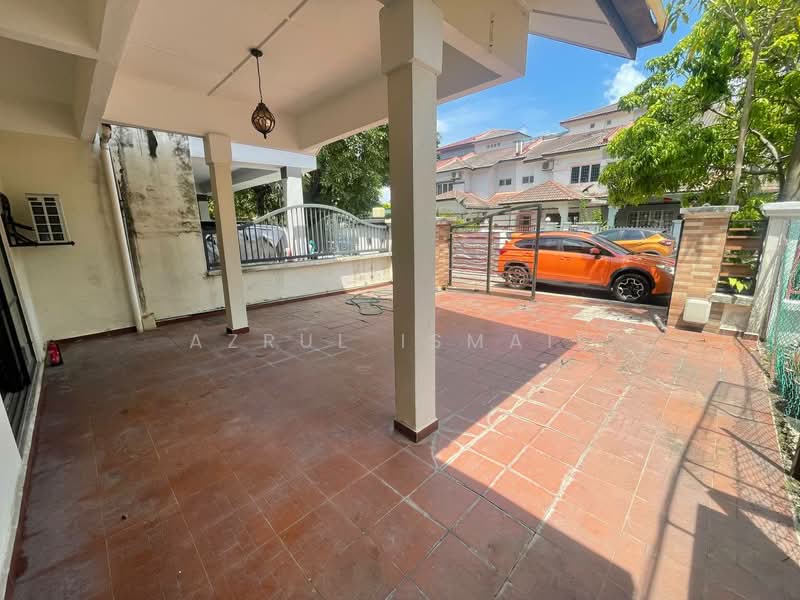 Rumah Teres untuk Dijual di Bandar Country Homes (Rawang) - Azrul Ismail - Exterior - PropertyGuru.com.my