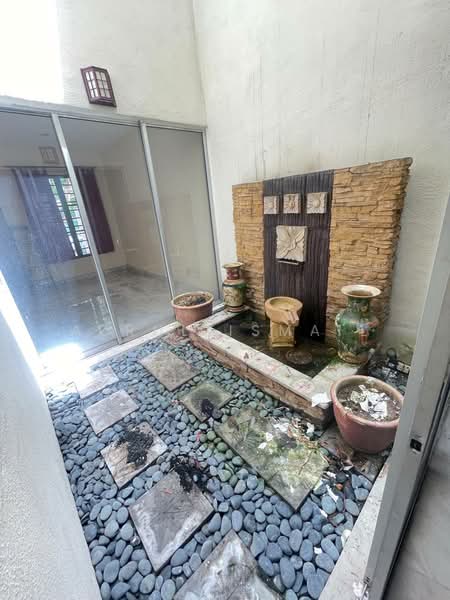 Rumah Teres untuk Dijual di Bandar Country Homes (Rawang) - Azrul Ismail - Exterior - PropertyGuru.com.my
