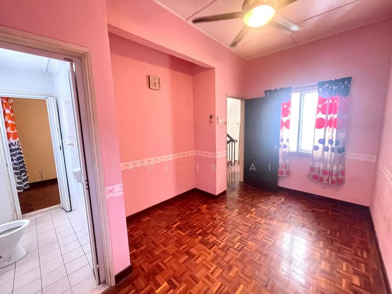 Rumah Teres untuk Dijual di Bandar Country Homes (Rawang) - Azrul Ismail - Interior - PropertyGuru.com.my