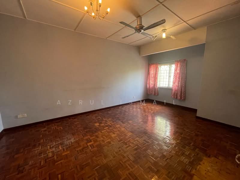 Rumah Teres untuk Dijual di Bandar Country Homes (Rawang) - Azrul Ismail - Interior - PropertyGuru.com.my