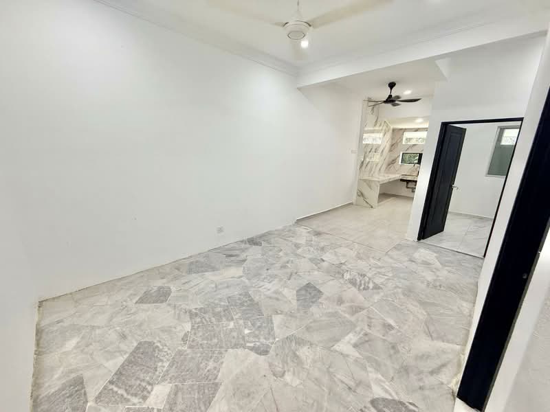 1-storey Terraced House for Sale in Taman Meru (Klang) - Mohammad Din Majid - Interior - PropertyGuru.com.my