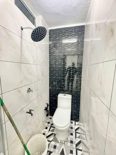 1-storey Terraced House for Sale in Taman Meru (Klang) - Mohammad Din Majid - Bathroom - PropertyGuru.com.my