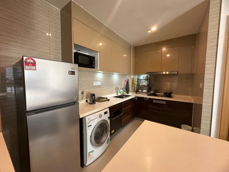 Service Residence for Rent at R&F Princess Cove Phase 1 - Vinz Ang - Kitchen - PropertyGuru.com.my