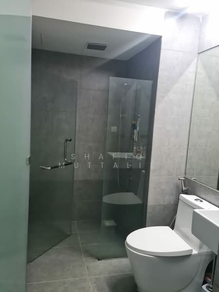 Service Residence for Rent at The Place @ Cyberjaya (Service Residence) - Shafiq Muttalib - Bathroom - PropertyGuru.com.my