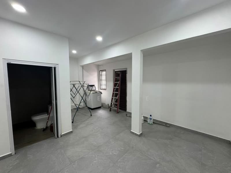 Taman Pelangi untuk Untuk Dijual - RM 1,280,000, Mac 2026 - Bathroom - PropertyGuru.com.my