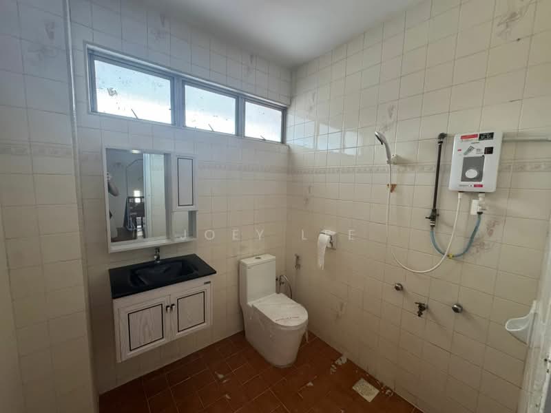 Taman Pelangi untuk Untuk Dijual - RM 1,280,000, Mac 2026 - Bathroom - PropertyGuru.com.my