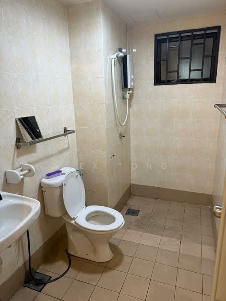 Puri Aiyu untuk Untuk Disewa - RM 1,500 /bulan, Mac 2026 - Bathroom - PropertyGuru.com.my