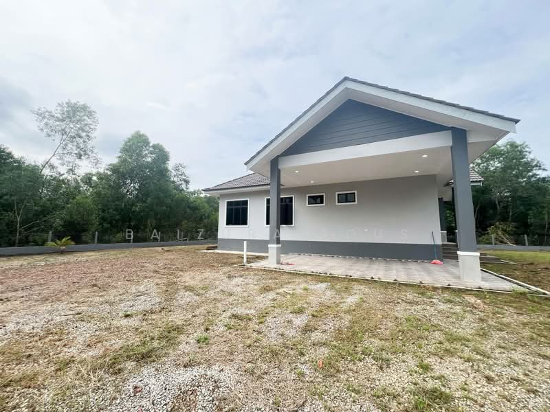 Kampung Mengabang Bakong @ Batu Rakit untuk Untuk Dijual - RM 475,000, Mac 2026 - Exterior - PropertyGuru.com.my