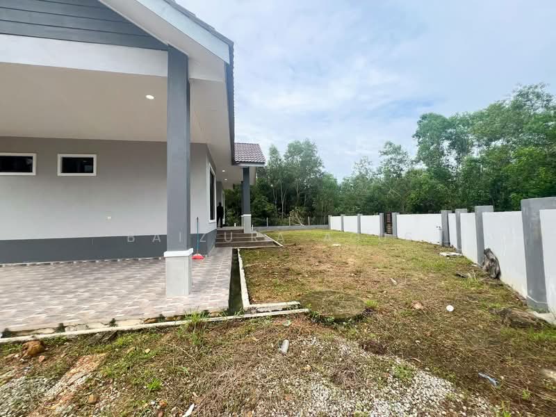 Kampung Mengabang Bakong @ Batu Rakit untuk Untuk Dijual - RM 475,000, Mac 2026 - Exterior - PropertyGuru.com.my