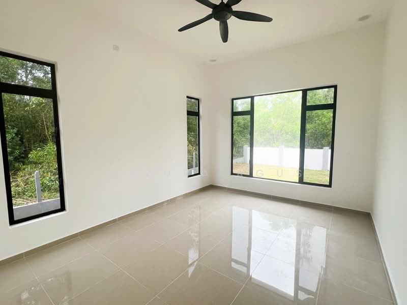 Kampung Mengabang Bakong @ Batu Rakit untuk Untuk Dijual - RM 475,000, Mac 2026 - Interior - PropertyGuru.com.my