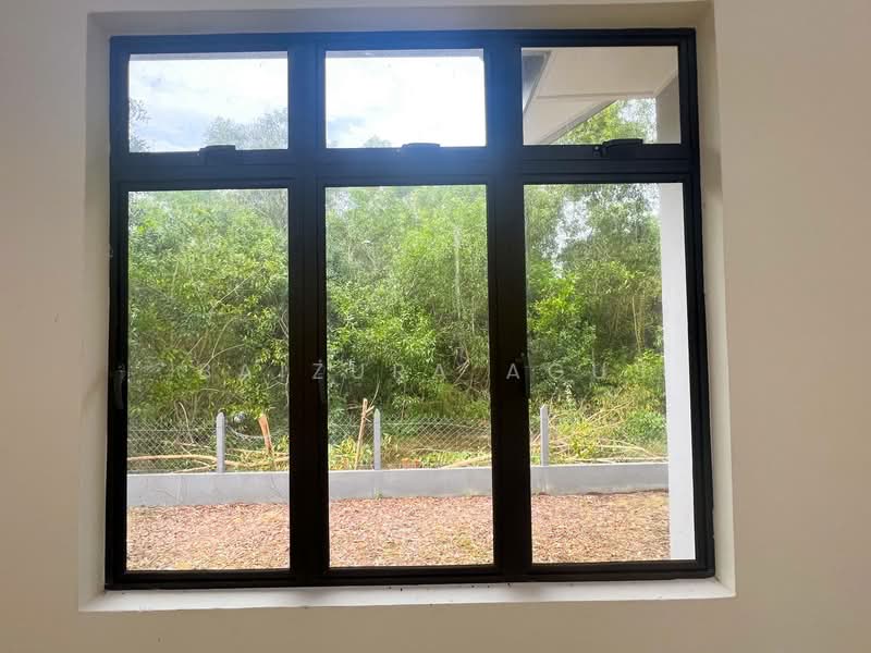 Kampung Mengabang Bakong @ Batu Rakit untuk Untuk Dijual - RM 475,000, Mac 2026 - View - PropertyGuru.com.my