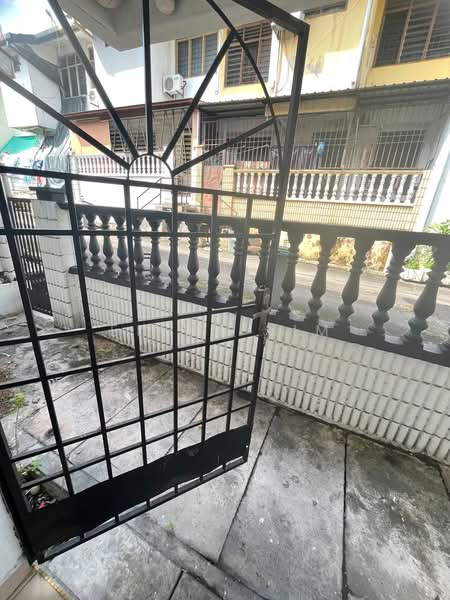 Untuk Disewa - Johor Jaya