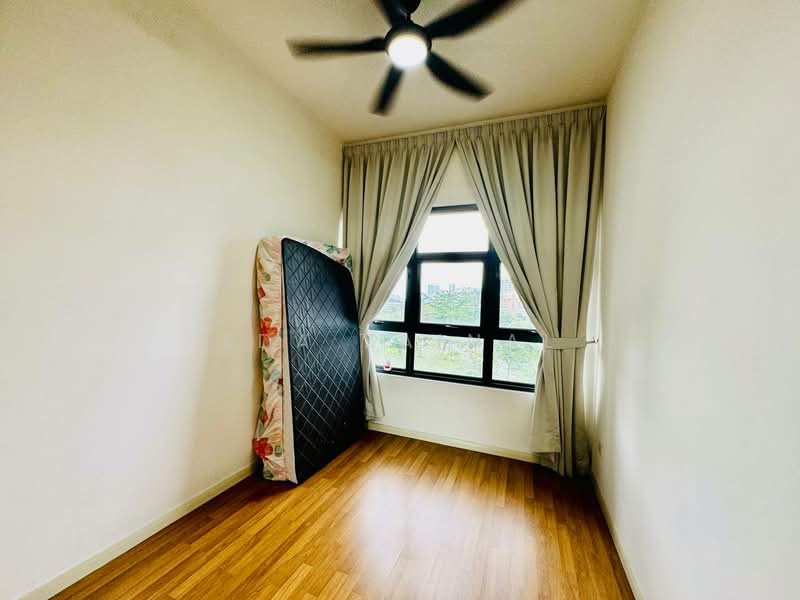 Condominium for Sale at Lakeville Residence - Eda Zainal - Bedroom - PropertyGuru.com.my