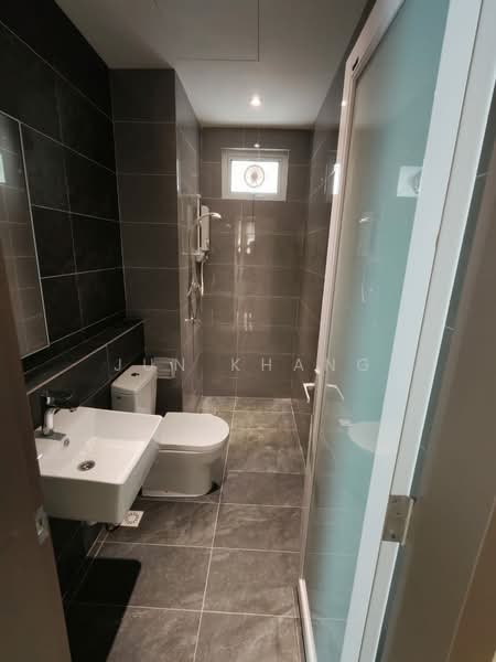 Condominium for Rent at Lucerne Residences - Jun Khang - Bathroom - PropertyGuru.com.my