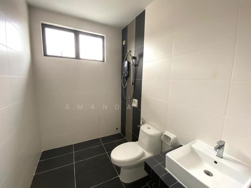 Bandar Menjalara untuk Untuk Dijual - RM 1,388,000, Mac 2026 - Bathroom - PropertyGuru.com.my