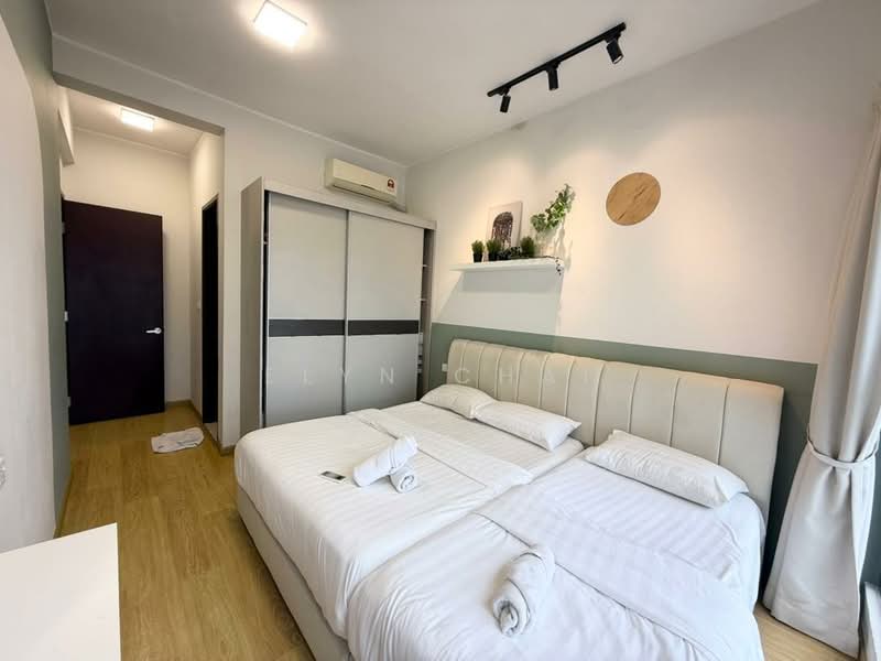 Condominium for Sale at Amberside @ Country Garden Danga Bay - Elyn Chai - Bedroom - PropertyGuru.com.my