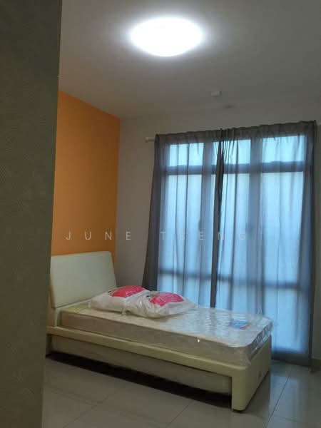 Service Residence for Rent at D'Ambience Residences (Pangsapuri Ikatan Flora) - June Tseng - Bedroom - PropertyGuru.com.my