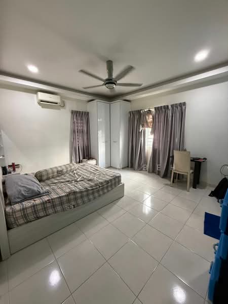 Nusa Bayu untuk Untuk Dijual - RM 630,000, Mac 2026 - Bedroom - PropertyGuru.com.my
