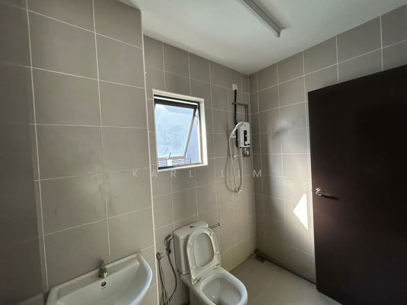 2-storey Terraced House for Rent in Iskandar Puteri (Nusajaya) (Johor) - Karl Lim - Bathroom - PropertyGuru.com.my