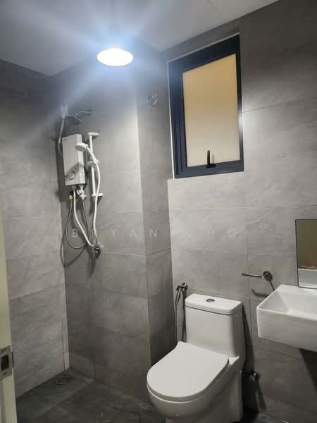 Service Residence for Sale at SUNSURIA FORUM SERVICED APARTMENT - Bryan Cho - Bathroom - PropertyGuru.com.my