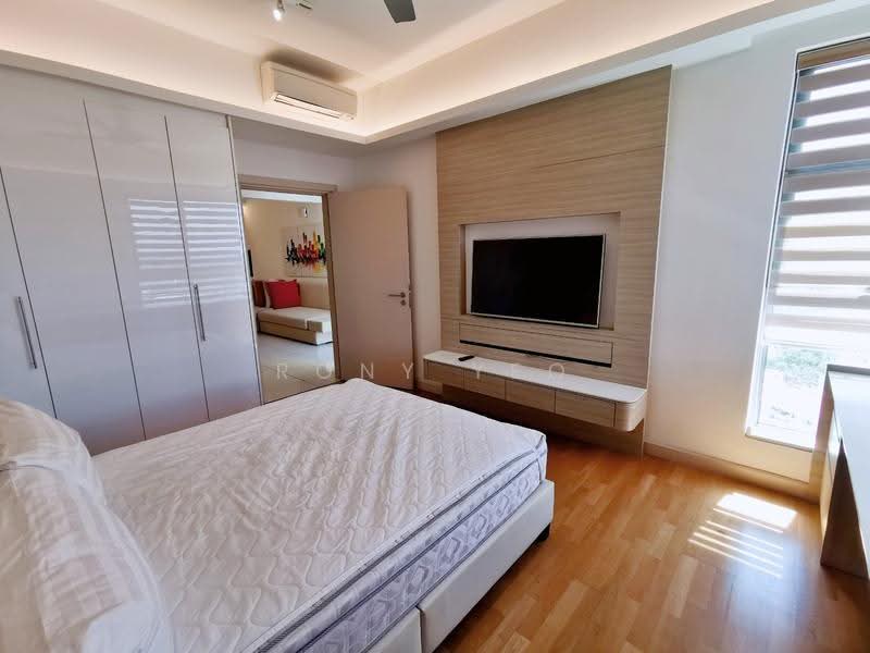 Kediaman Servis untuk Dijual di Suasana Bukit Ceylon / Raja Chulan Residences - Rony Yeo - Bedroom - PropertyGuru.com.my