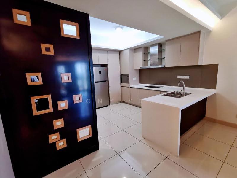 Kediaman Servis untuk Dijual di Suasana Bukit Ceylon / Raja Chulan Residences - Rony Yeo - Kitchen - PropertyGuru.com.my