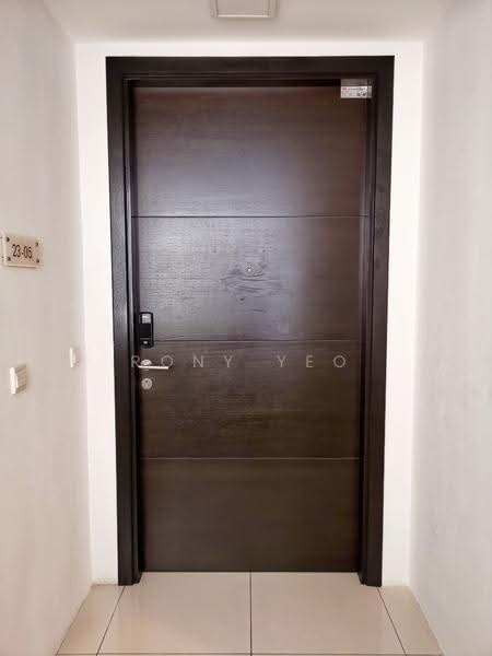Kediaman Servis untuk Dijual di Suasana Bukit Ceylon / Raja Chulan Residences - Rony Yeo - Entrance - PropertyGuru.com.my