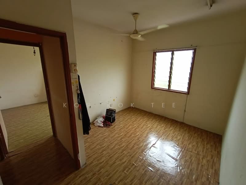 Apartment for Sale at Enggang Apartment - Kor Kok Tee - Interior - PropertyGuru.com.my
