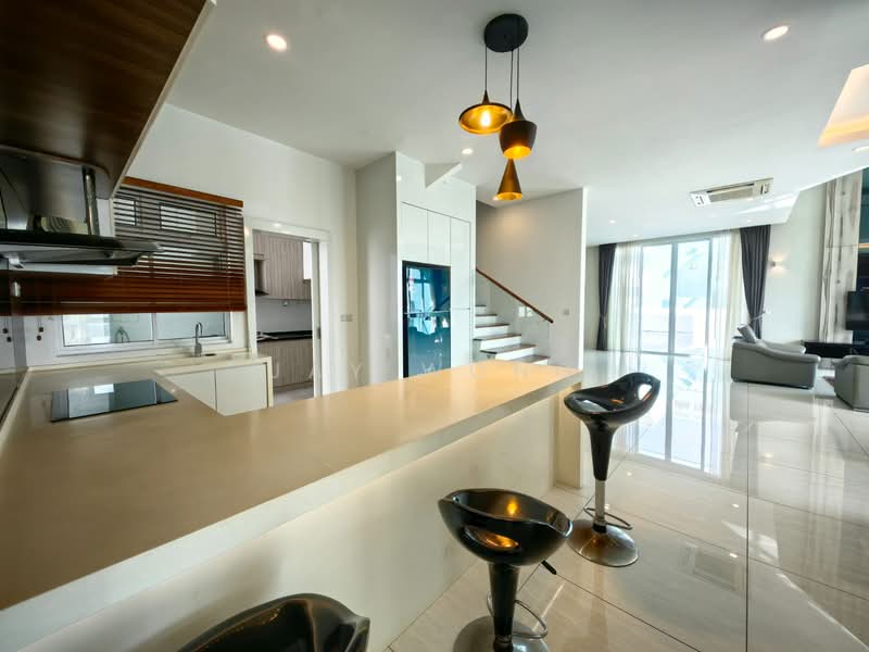 Service Residence for Sale at The Penthouse - Jay Wong - Kitchen - PropertyGuru.com.my