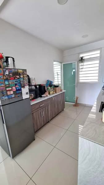 SummerSkye Residences untuk Untuk Disewa - RM 2,250 /bulan, Mac 2026 - Kitchen - PropertyGuru.com.my