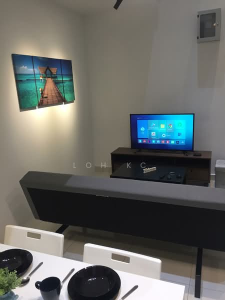 Serviced Residence @ 3 Towers untuk Untuk Disewa - RM 2,000 /bulan, Mac 2026 - Living Room - PropertyGuru.com.my