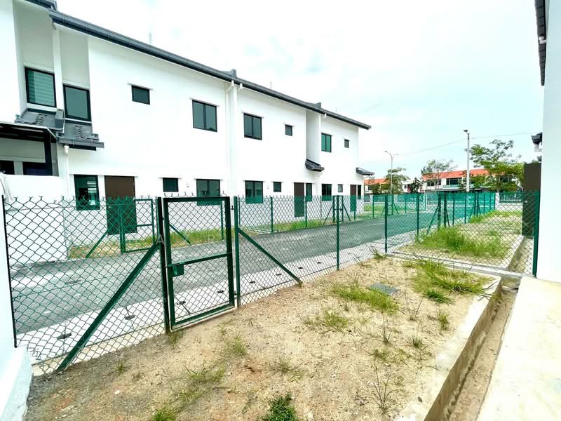 2-storey Terraced House for Sale in Saujana Utama (Puncak Alam) - Nazri Hassan - Exterior - PropertyGuru.com.my