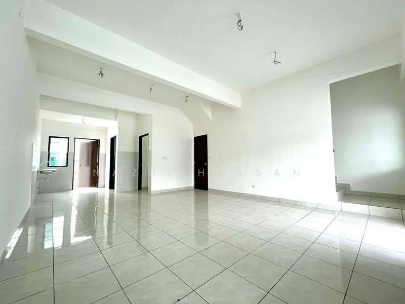 2-storey Terraced House for Sale in Saujana Utama (Puncak Alam) - Nazri Hassan - Interior - PropertyGuru.com.my