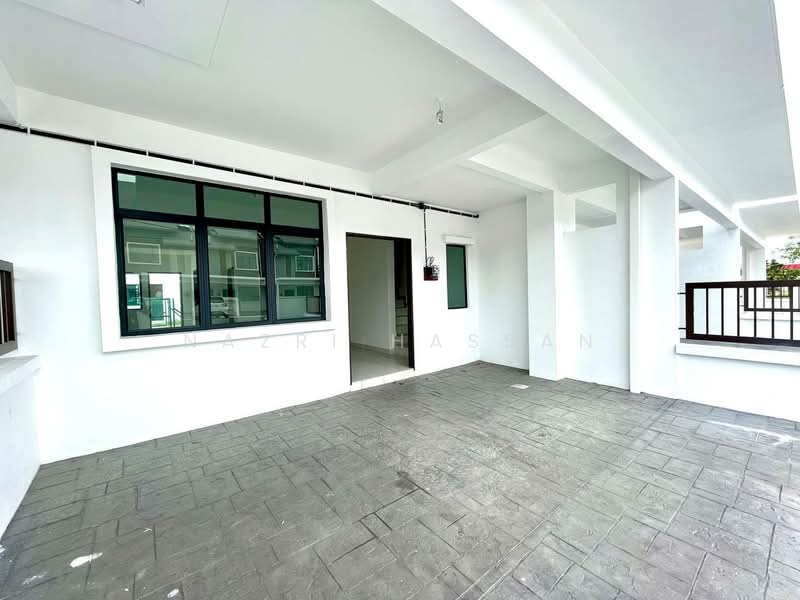 2-storey Terraced House for Sale in Saujana Utama (Puncak Alam) - Nazri Hassan - Exterior - PropertyGuru.com.my