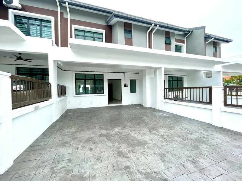 2-storey Terraced House for Sale in Saujana Utama (Puncak Alam) - Nazri Hassan - Exterior - PropertyGuru.com.my