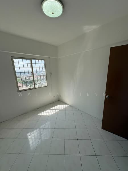 Apartment for Rent at Pangsapuri Vista Serdang - Wai Ann Teng - Interior - PropertyGuru.com.my