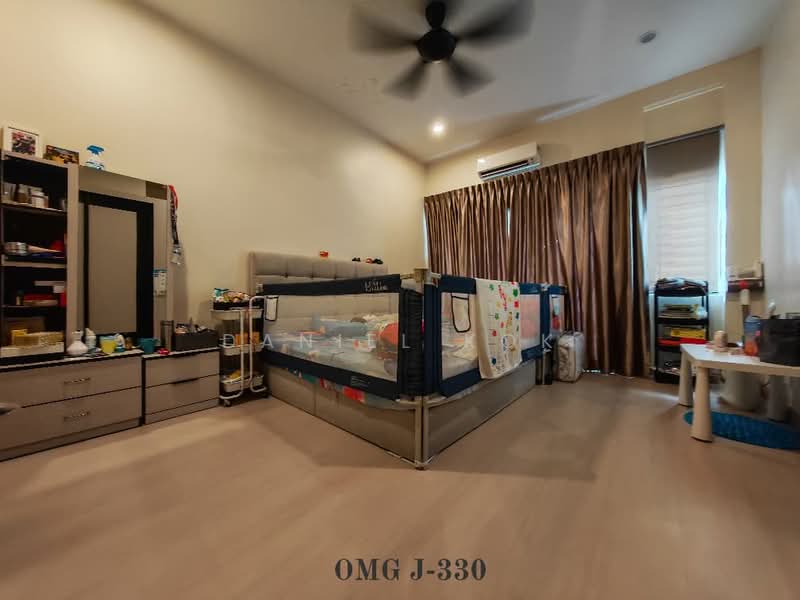 RM699k! 20x75ft! 4R3B! Fully Renovated & Move in Condition Bandar Puteri Klang Gelang 2 Sty House untuk Untuk Dijual - RM 699,004, Mac 2026 - Bedroom - PropertyGuru.com.my