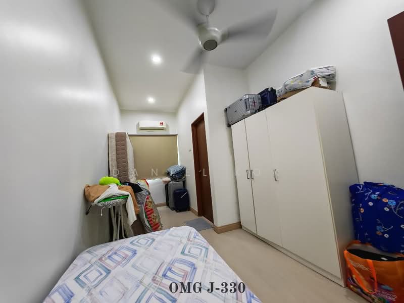 RM699k! 20x75ft! 4R3B! Fully Renovated & Move in Condition Bandar Puteri Klang Gelang 2 Sty House untuk Untuk Dijual - RM 699,004, Mac 2026 - Bedroom - PropertyGuru.com.my