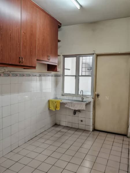 Apartment for Sale at Cengal Apartment - James Savarinathan - Kitchen - PropertyGuru.com.my