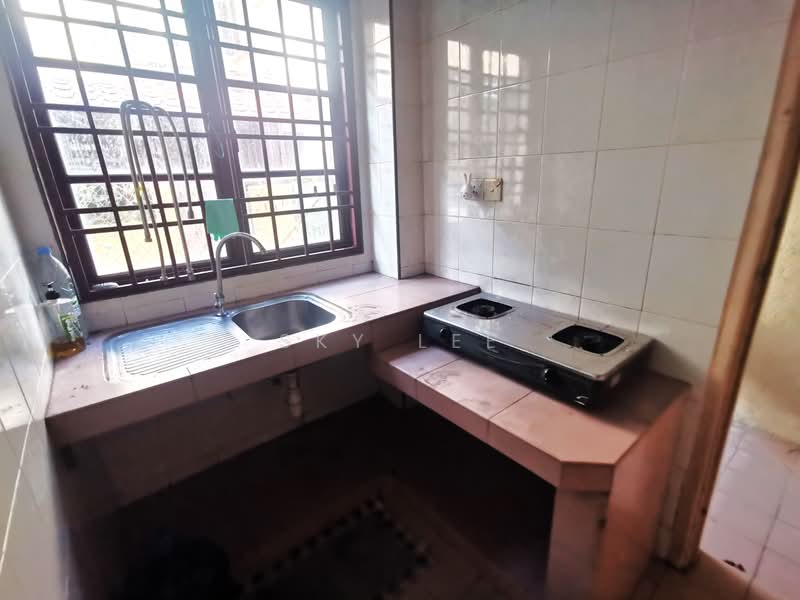 2-storey Terraced House for Sale in Taman Puchong Prima (Puchong) - Sky Lee - Kitchen FREEHOLD 20x60 Fully REno - PropertyGuru.com.my