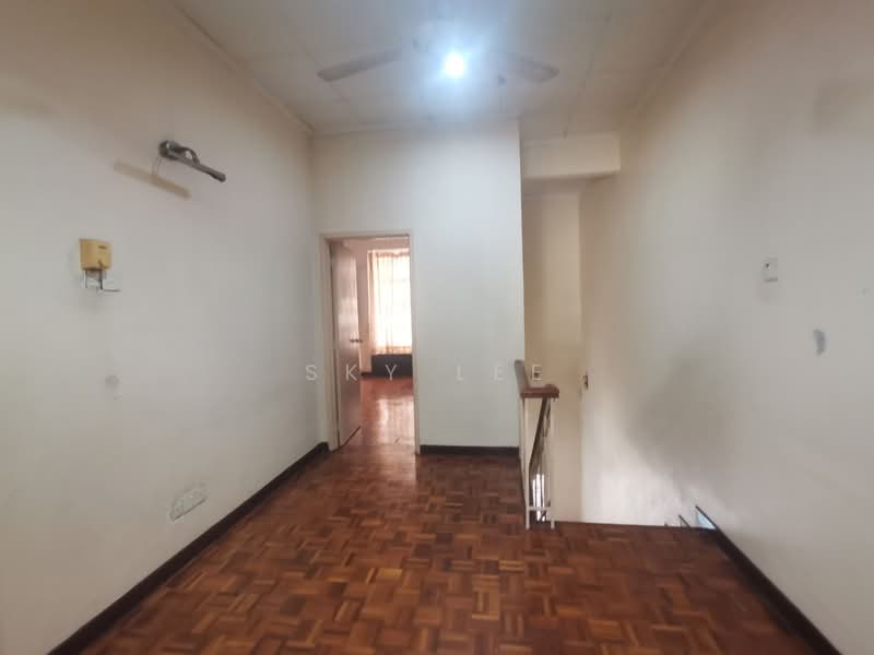 2-storey Terraced House for Sale in Taman Puchong Prima (Puchong) - Sky Lee - Interior FREEHOLD 20x60 Fully REno - PropertyGuru.com.my