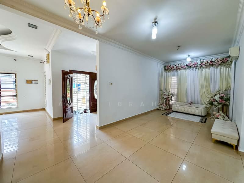 Taman Desa Impian untuk Untuk Dijual - RM 1,200,000, Mac 2026 - Living Room - PropertyGuru.com.my